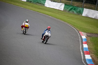 Vintage-motorcycle-club;eventdigitalimages;mallory-park;mallory-park-trackday-photographs;no-limits-trackdays;peter-wileman-photography;trackday-digital-images;trackday-photos;vmcc-festival-1000-bikes-photographs